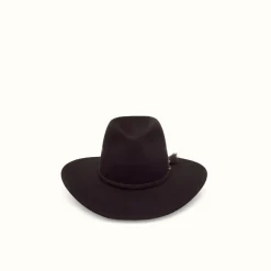 Men R.M. Williams Akubra longhorn hat