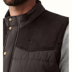 Men R.M. Williams Carnarvon Vest