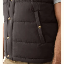 Men R.M. Williams Carnarvon Vest