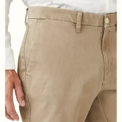 Men R.M. Williams Lincoln Chinos