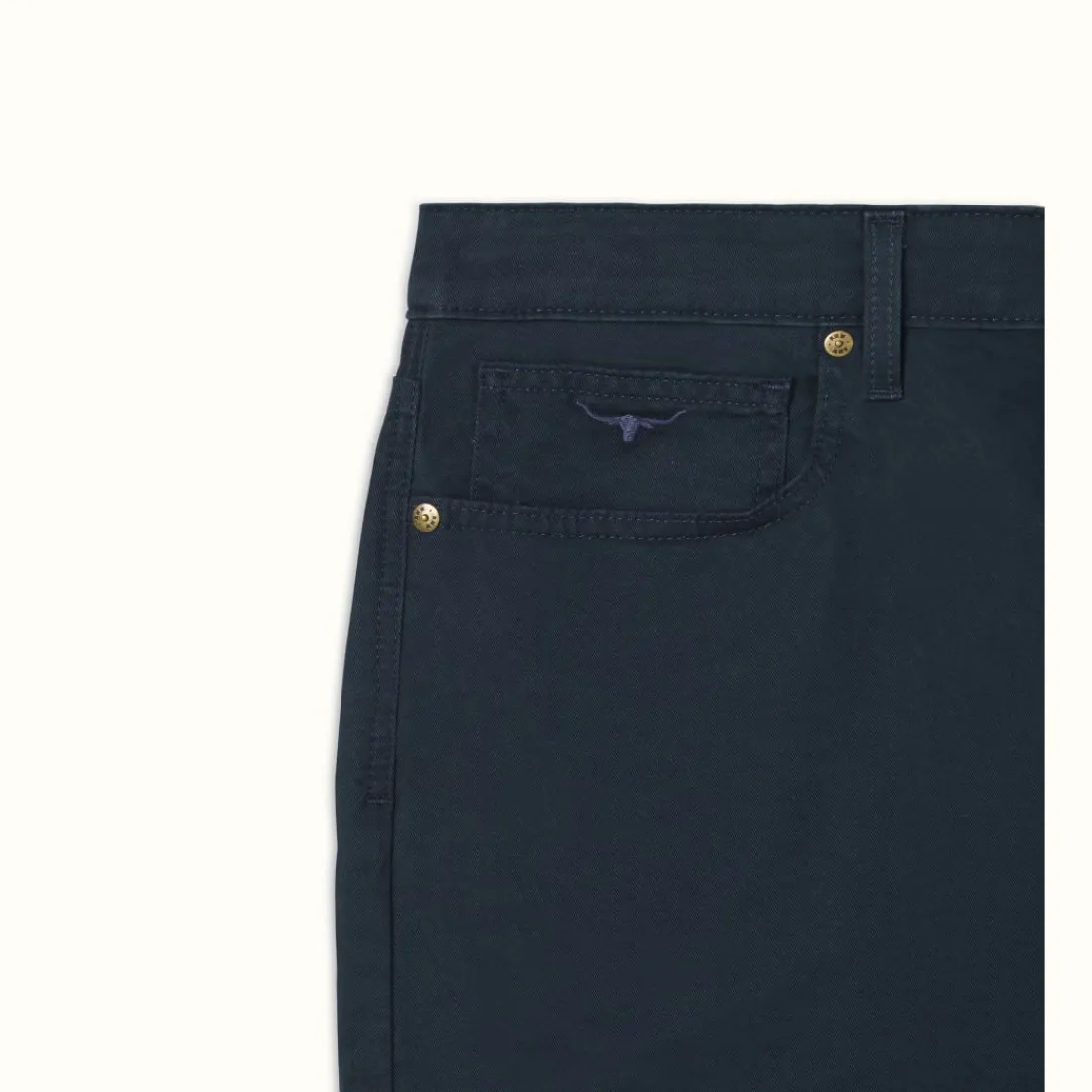 Men R.M. Williams Nicholson Short