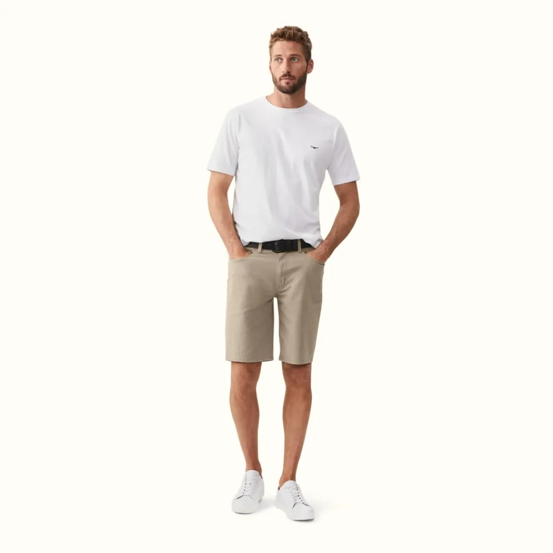 Men R.M. Williams Nicholson Short