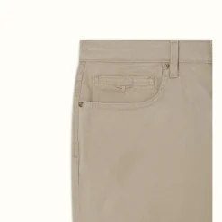 Men R.M. Williams Nicholson Short