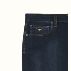 Men R.M. Williams Nicholson Short