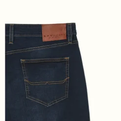 Men R.M. Williams Nicholson Short