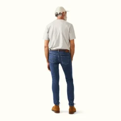 Men R.M. Williams Victor Jean